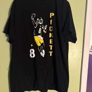 Kenny Pickett Steelers Black & Yellow Football Graphic Tee - #8 Quarterback